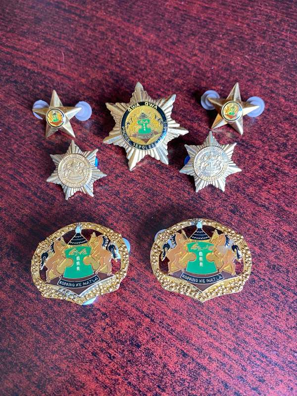 QWA QWA POLICE CAP,COLLARS AND RANKS-SOLD TOGETHER
