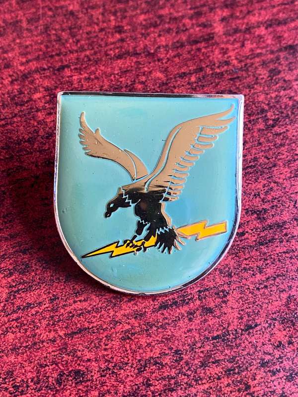 CISKEI DEFENCE FORCE BERET BADGE- 2 LUGS