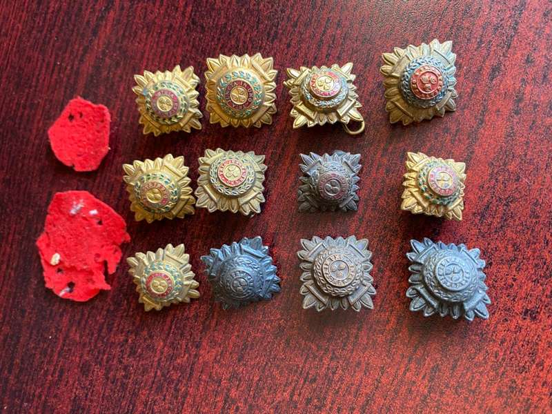 MIXED LOT WW2 PIPS