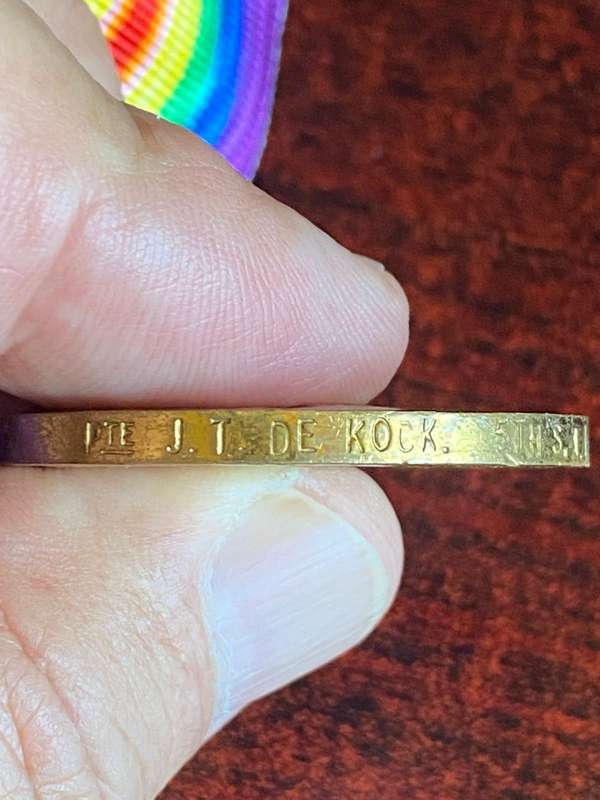 WW1 VICTORY MEDAL AWARDED TO 14015 PRIVATE/GUNNER JOHN (JOHANNES) THEODORE DE KOCK-3RD BRIGADE,THEN