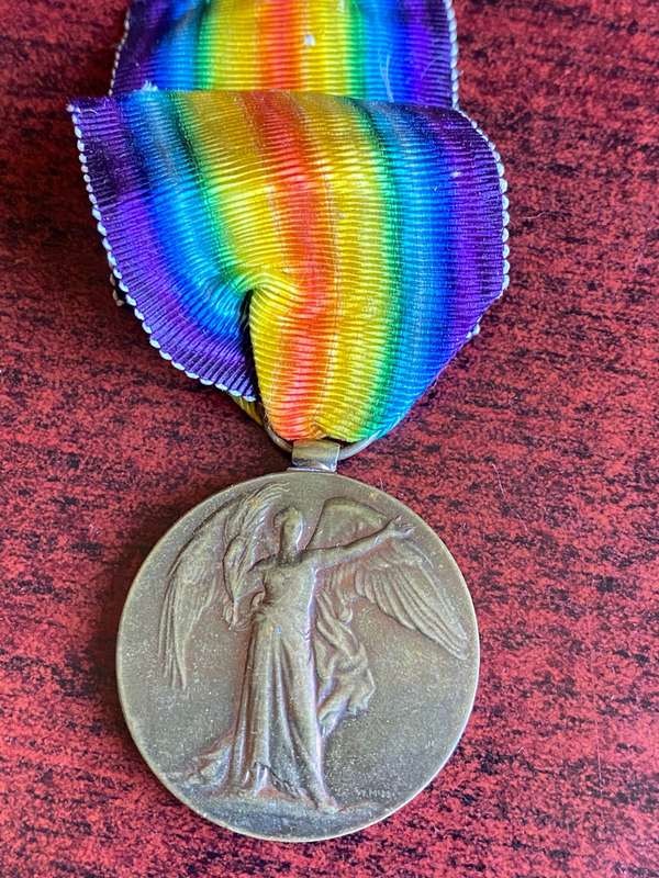 WW1 VICTORY MEDAL AWARDED TO PRIVATE 402 ERNEST REUBEN LITTLETON 8TH SAI JHB FORMALY 367 2ND IMPERIA