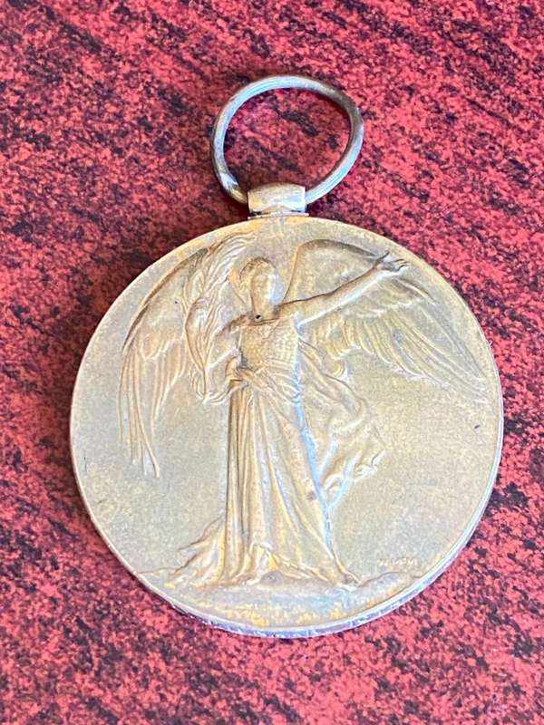 WW1 WAR MEDAL AWARDED TO PTE. S.C.C. PIENAAR 10 TH SAI