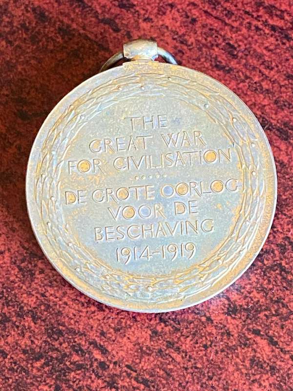 WW1 WAR MEDAL AWARDED TO PTE. S.C.C. PIENAAR 10 TH SAI