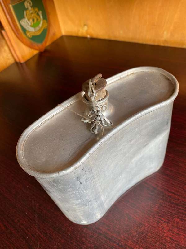 WW1 WATER BOTTLE-COMES WITH STOPPER- STILL GOOD CONDITION