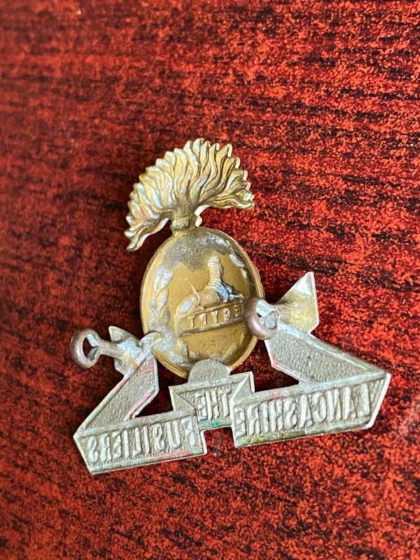 20TH FOOT LANCASHIRE FUSILIERS CAP BADGES- 1989-1950'S- 2 LUGS