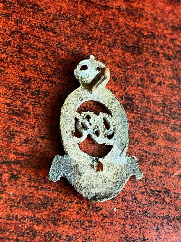 HORSE ARTILLERY COLLAR BADGE K/C 1936-53- 2 LUGS