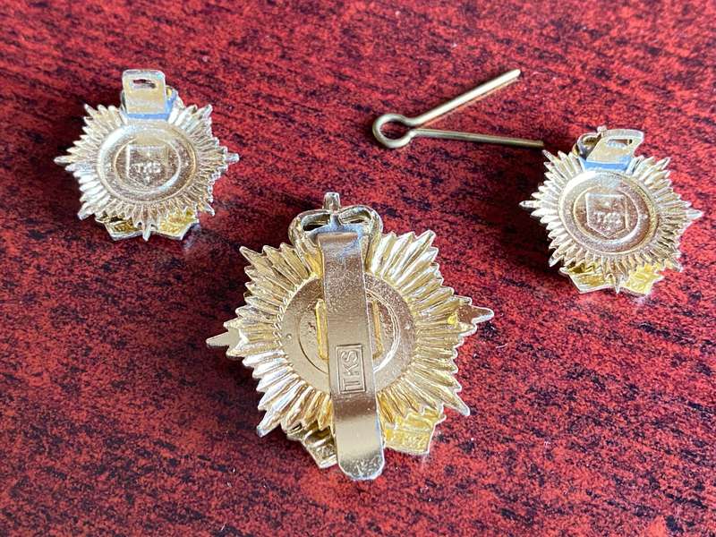 ROYAL LOGISTICS CORPS CAP AND COLLARS