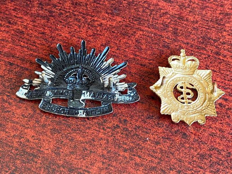 2X AUSTRALIAN CAP BADGES-SOLD TOGETHER-LUGS COMPLETE