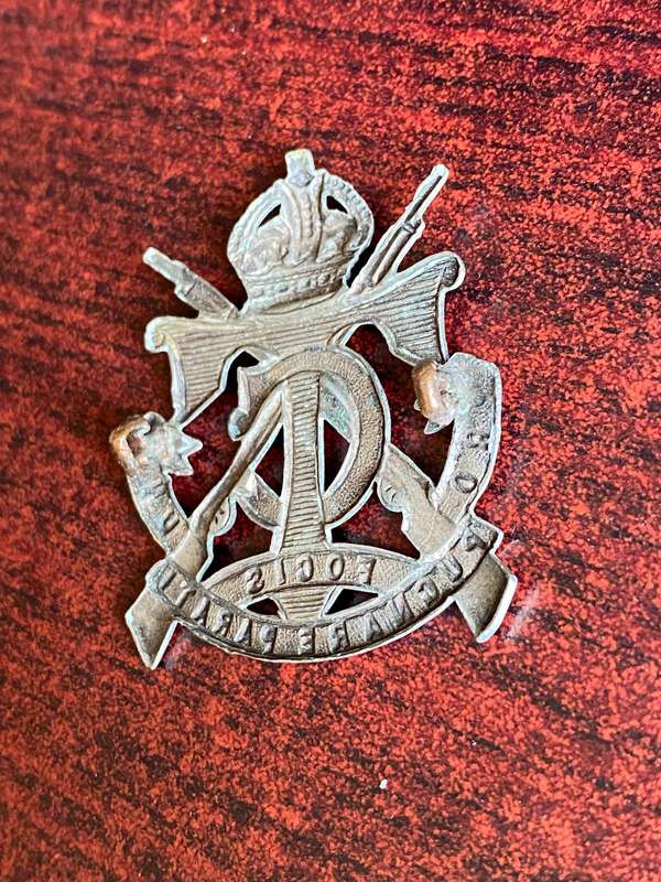 TRANSVAAL CADETS WHITE METAL CAP BADGE- 2 LUGS