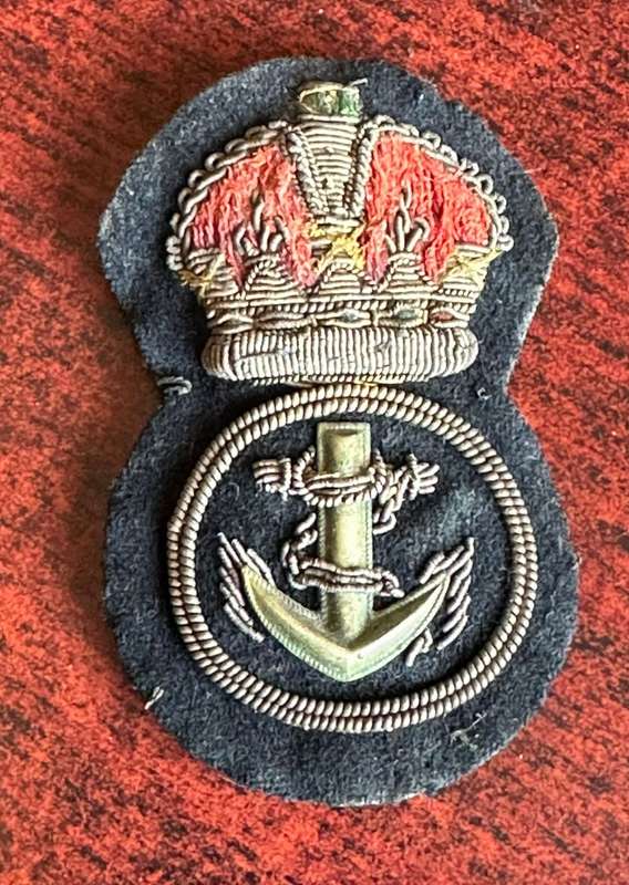 SA NAVY/ROYAL NAVY VOLUNTEER RESERVE SOUTH AFRICA PO'S CAP BADGE-WORN 1936-1952- SCARCE
