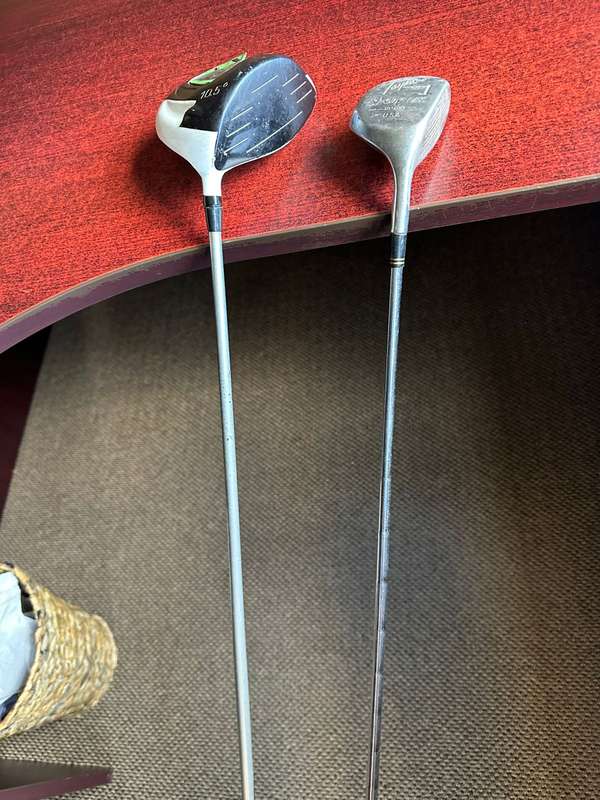 EUD 10,5 DEGREES DRIVER WITH FLEX MODULUS GRAPHITE SHAFT-SOLD WITH TAYLOR NO 1, 10 DEGREES LOFT FAIR