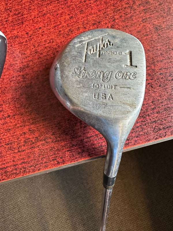 EUD 10,5 DEGREES DRIVER WITH FLEX MODULUS GRAPHITE SHAFT-SOLD WITH TAYLOR NO 1, 10 DEGREES LOFT FAIR