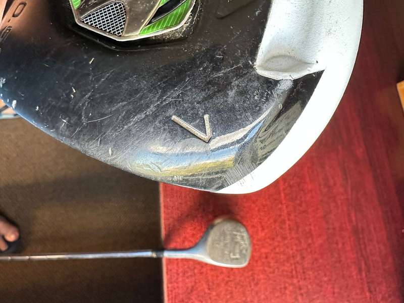 EUD 10,5 DEGREES DRIVER WITH FLEX MODULUS GRAPHITE SHAFT-SOLD WITH TAYLOR NO 1, 10 DEGREES LOFT FAIR