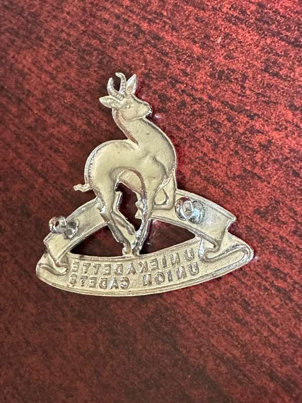 SA SCHOOL OF CADETS CAP BADGE-CHROME-WORN 1970'S- 2 LUGS