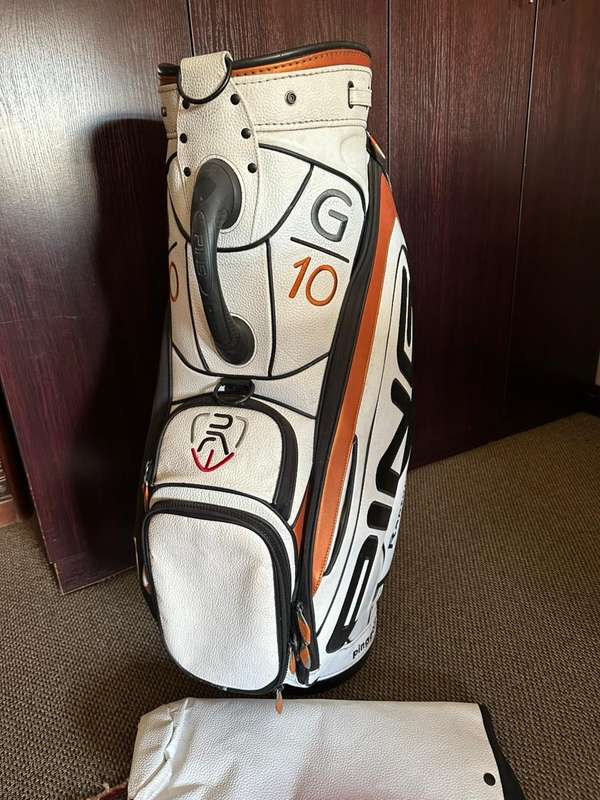 PING G10 DLX CART BAG-PRO CIRCUIT-THIS BAG IS IN VERY GOOD CONDITION,WITH ALL ZIPS WORKING-COMES WIT