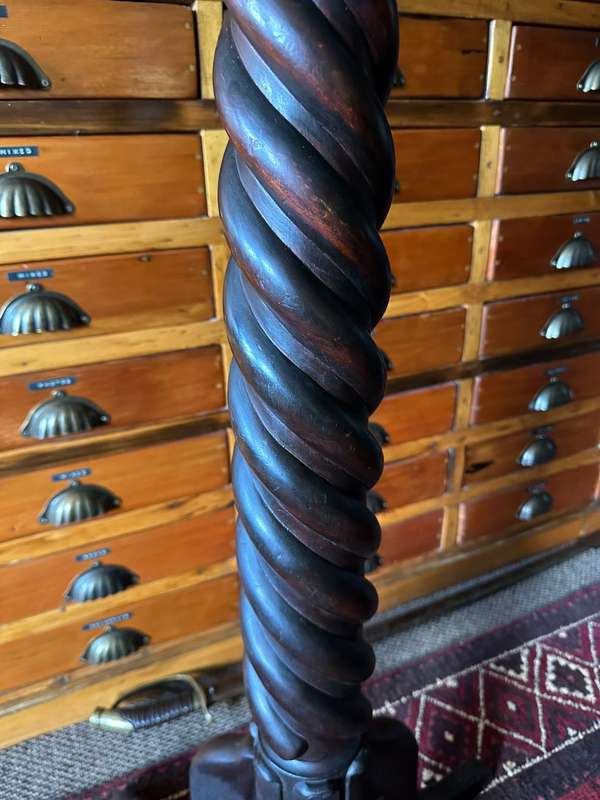 BEAUTIFUL ANTIQUE MAHOGONY BARLEY TWIST ROUND TOP PEDESTAL STAND-HEIGHT 100CM-WIDTH ON FEET 50CM