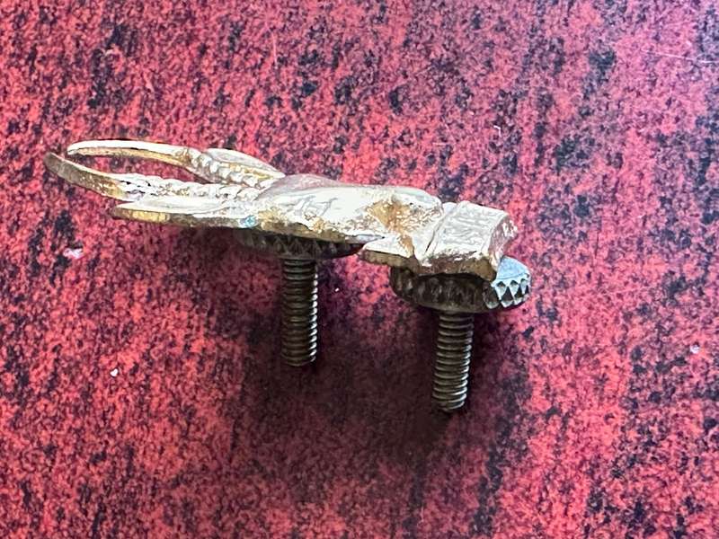 SA INF. CORPS BERET BADGE-GILDING METAL-WORN 1953 -1976- 2 X SCREW LUGS-SMALL VARIATION