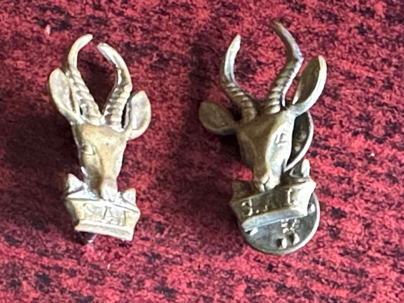 SA INFANTRY CORPS COLLAR BADGE PAIR-BRASS-WORN 1953-1976-PINS INTACT