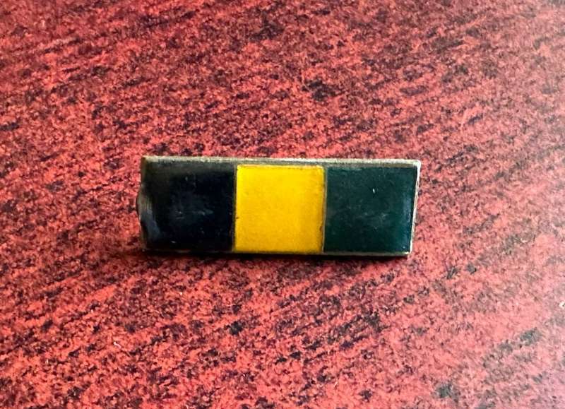 SA INFANTRY CORPS BERET BAR- 2ND TYPE BLACK/ YELLOW/ GREEN- ONE PIN