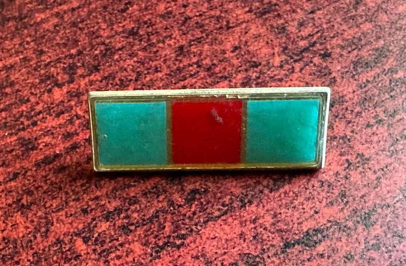 ANTI AIRCRAFT CORPS BERET BAR-APPROVED 1977-LIGHT BLUE/ RED/ LIGHT BLUE-ONE PIN REPLACED-VERY FIRST