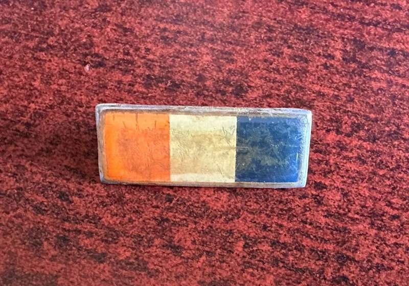 SA Armoured Corps Beret Bar - Spectrum Orange/White/Union Jack Blue - 2 Pins