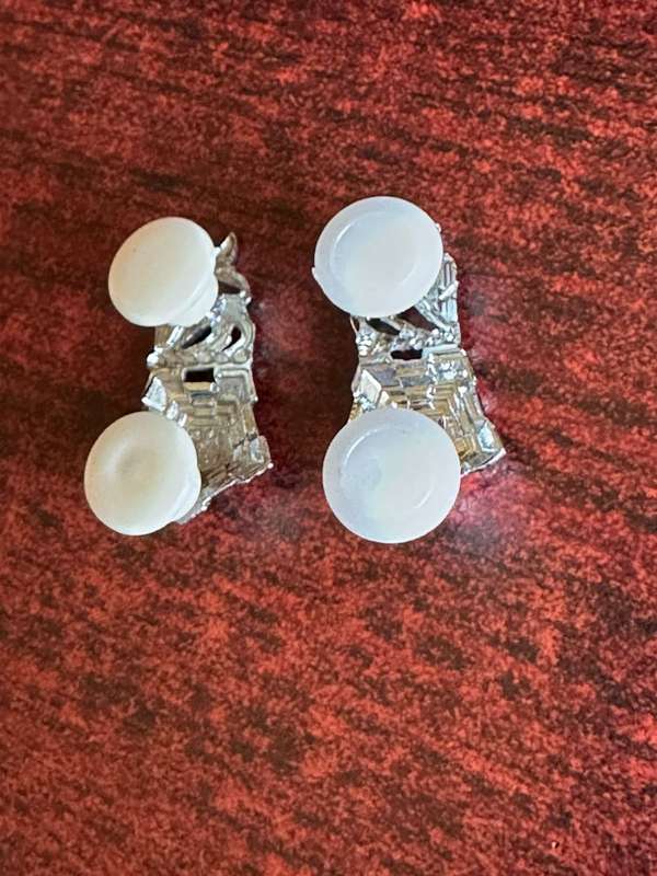 SA STAFF CORPS MESS DRESS COLLAR BADGE PAIR IN CHROME-WORN 1976-2003-PINS INTACT
