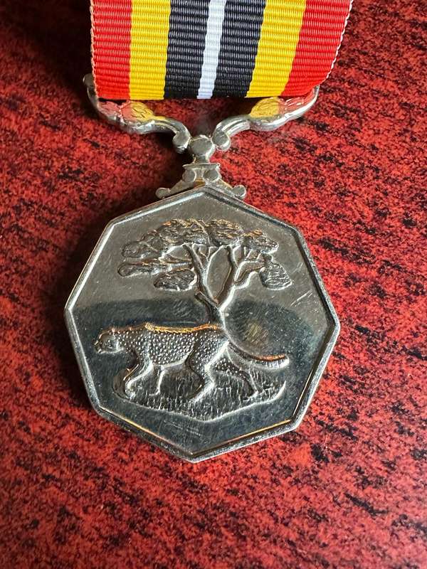 FULL SIZE SOUTHERN AFRICA MEDAL