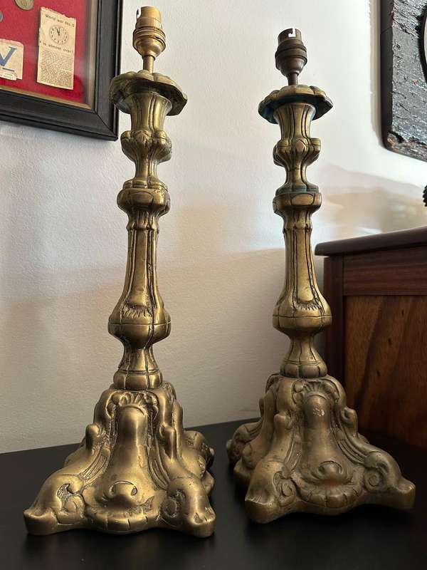 PAIR OF VINTAGE SOLID BRASS ORNATE LANTERNS-ITALIAN ROCOCO STYLE,ALTAR TABLE LAMPS WITH FOLIAGE DES