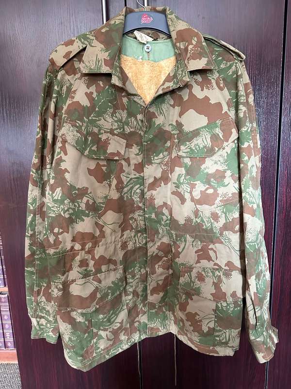 POLICE TASK FORCE 2ND PATTERN CAMO JACKET-SIZE LARGE XTRA LARGE-MEASURES 64 CM ARMPIT TO ARMPIT-COME