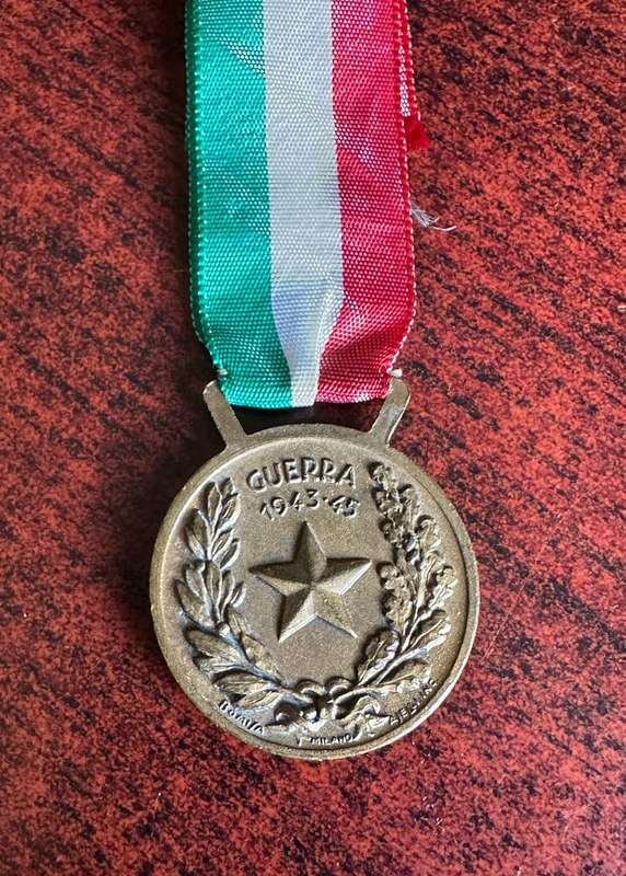 ITALIAN ANTI FASCIST MEDAL,SPECIFICALLY THE GUERRA 1943-45