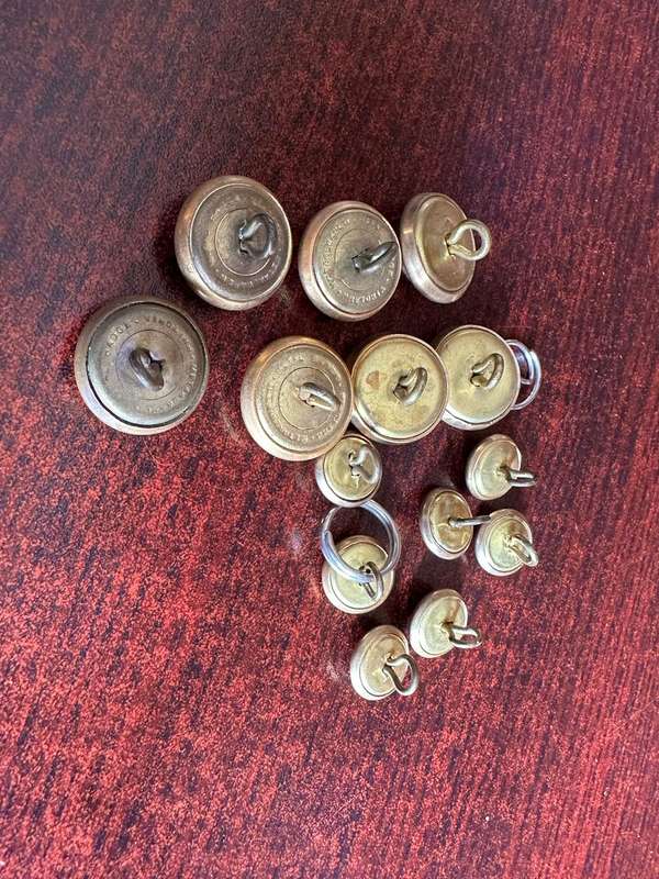 SA CORRECTIONAL SERVICES TUNIC BUTTONS-DIAMETER 18 AND 12 MM