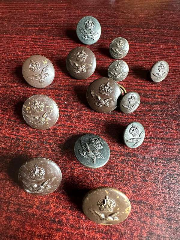 AIR FORCE BUTTONS-DIAMETER 25 AND 17 MM