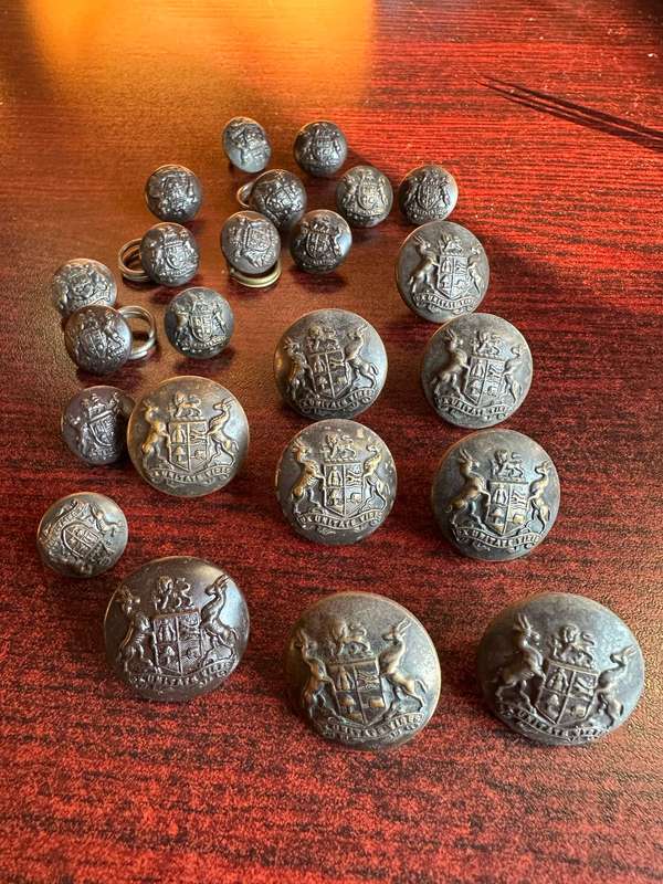 SA UNIVERSAL TUNIC BUTTONS