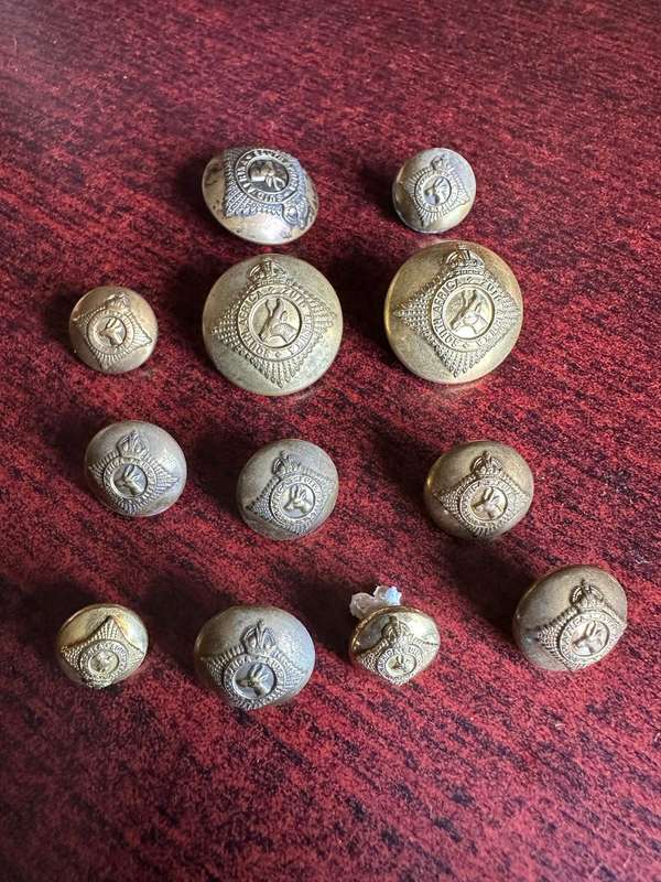 SA TUNIC BUTTONS IN GILT-WORN BY PERMANENT FORCE UNITS-FROM 1923-1945