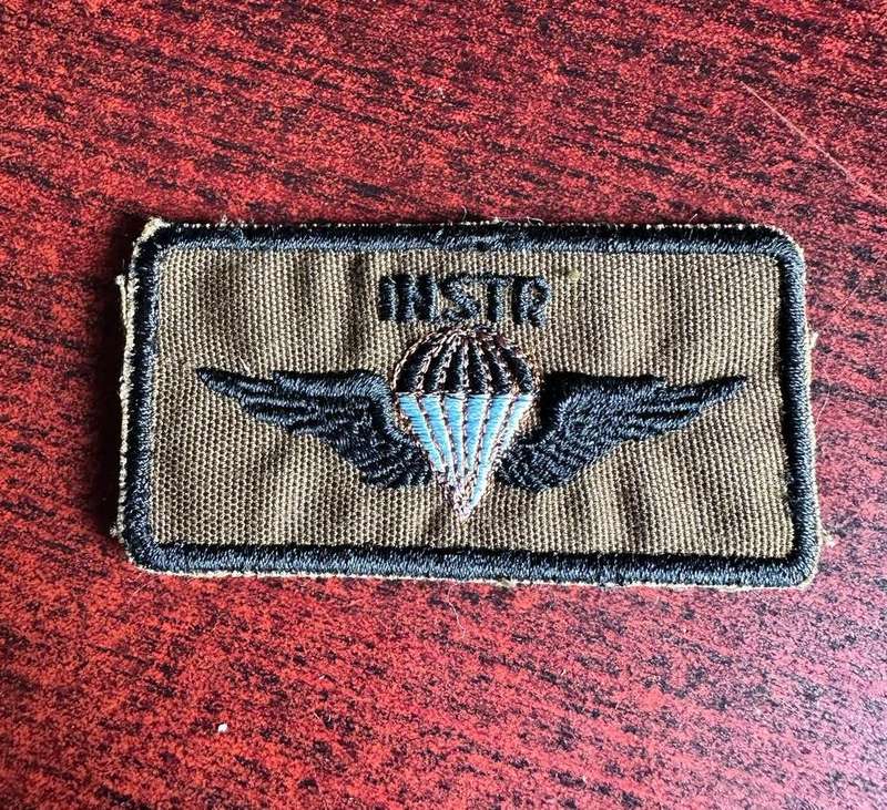 SWA PARACHUTE BATTALION INSTRUCTOR WING- (LARGE VARIATION)