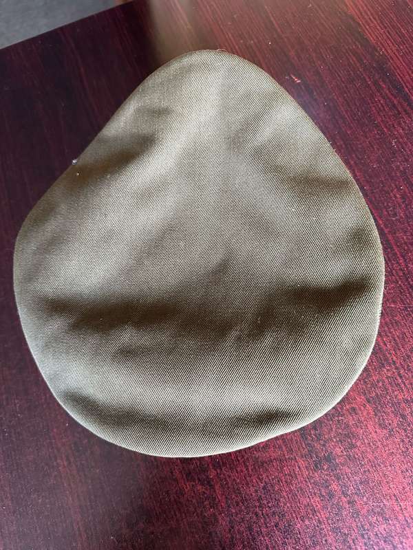 COMMANDOS PEAKED CAP WITH BRASS CAP BADGE-WORN 1963-1976-STILL GOOD CONDITION