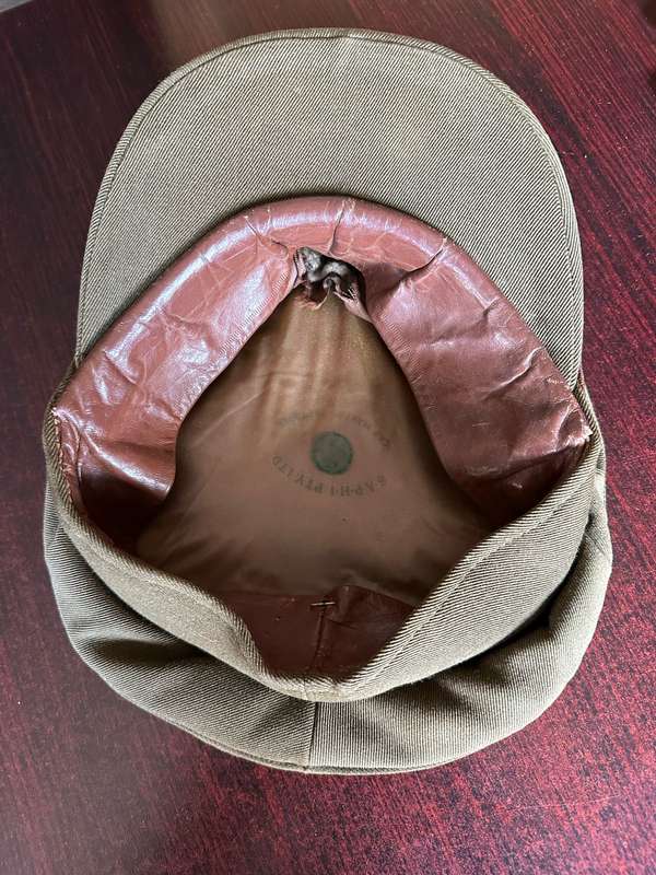 COMMANDOS PEAKED CAP WITH BRASS CAP BADGE-WORN 1963-1976-STILL GOOD CONDITION