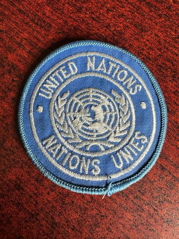 UNITED NATIONS BERET BADGE