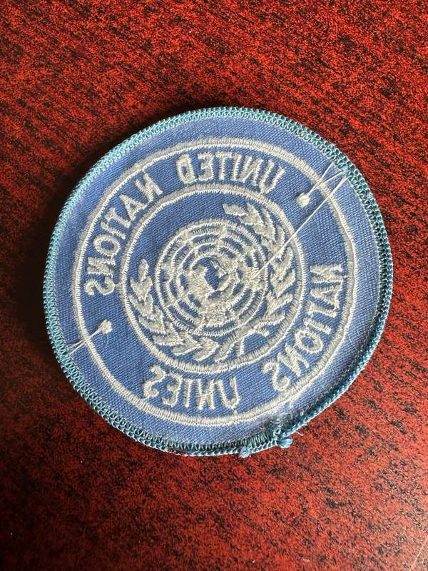 UNITED NATIONS BERET BADGE