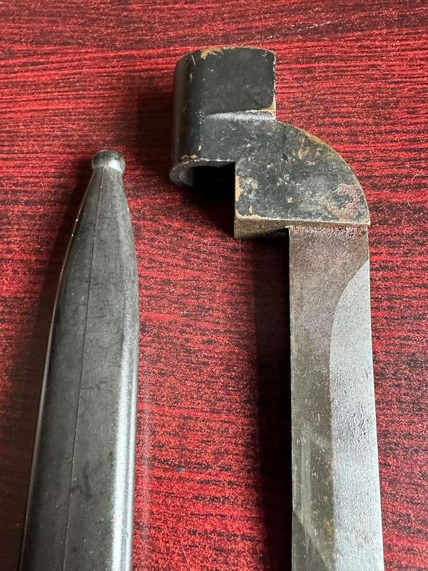 SADF NO 9 .303 BAYONET WITH PLASTIC SCABBARD- NO MARKINGS