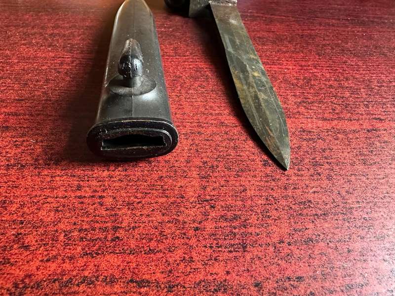 SADF NO 9 .303 BAYONET WITH PLASTIC SCABBARD- NO MARKINGS