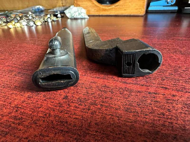 SADF NO 9 .303 BAYONET WITH PLASTIC SCABBARD- NO MARKINGS