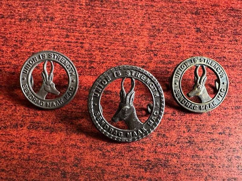 SA GENERAL SERVICE CORPS CAP AND COLLARS-WW2-LUGS COMPLETE