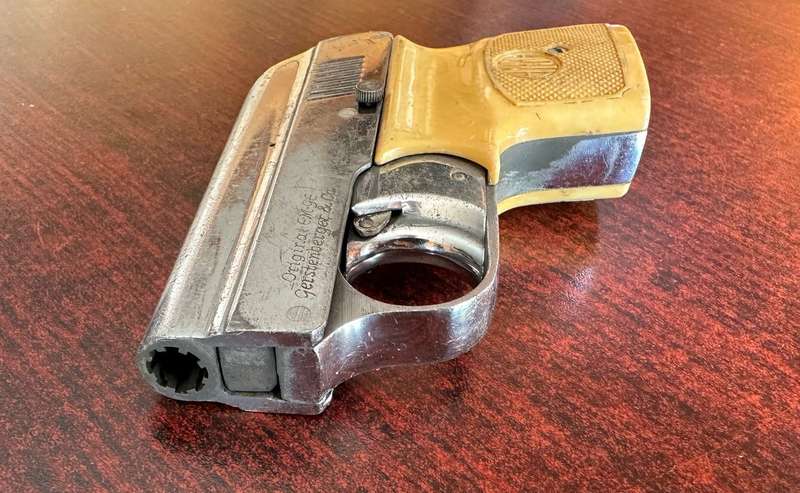 German Emge Gas Starter Pistol - Untested