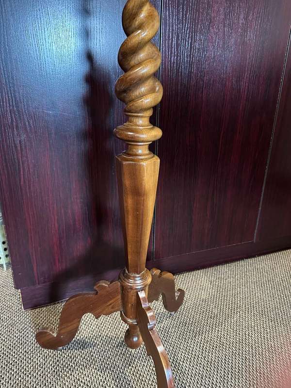 STINKWOOD BARLEY TWIST GUERIDON-EARLY 1900'S- HEIGHT 910 MM