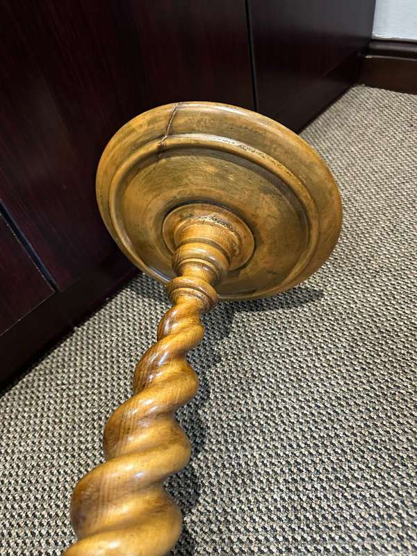 STINKWOOD BARLEY TWIST GUERIDON-EARLY 1900'S- HEIGHT 910 MM
