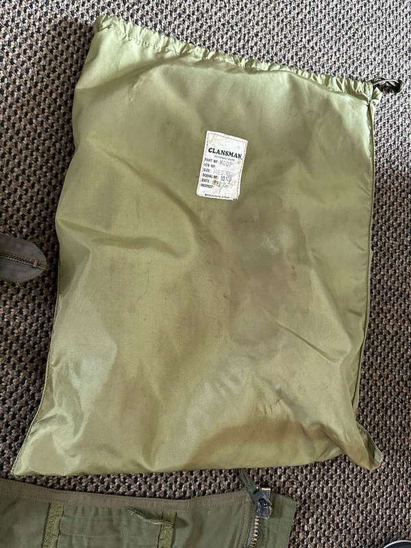 SAAF G-SUIT,SPECIFIC USED IN THE MIRAGE-LOOK AT MARTIN BAKER EJECTION SEAT BUCKLES AND CLIPS-MADE BY