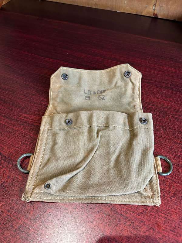 RHODESIAN PATTERN 62 UZI MAGAZINE POUCH-SCARCE,VERY GOOD CONDITION-STAMPED AND DATED