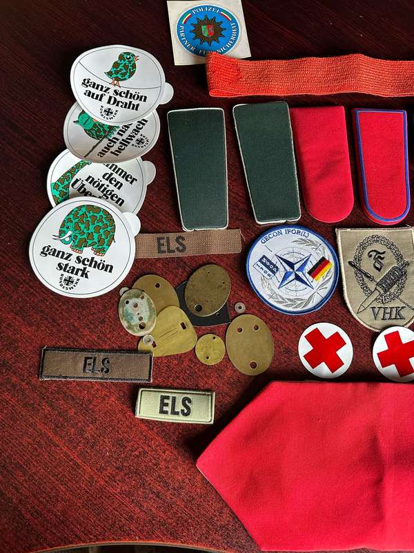 MIXED MILITARY LOT