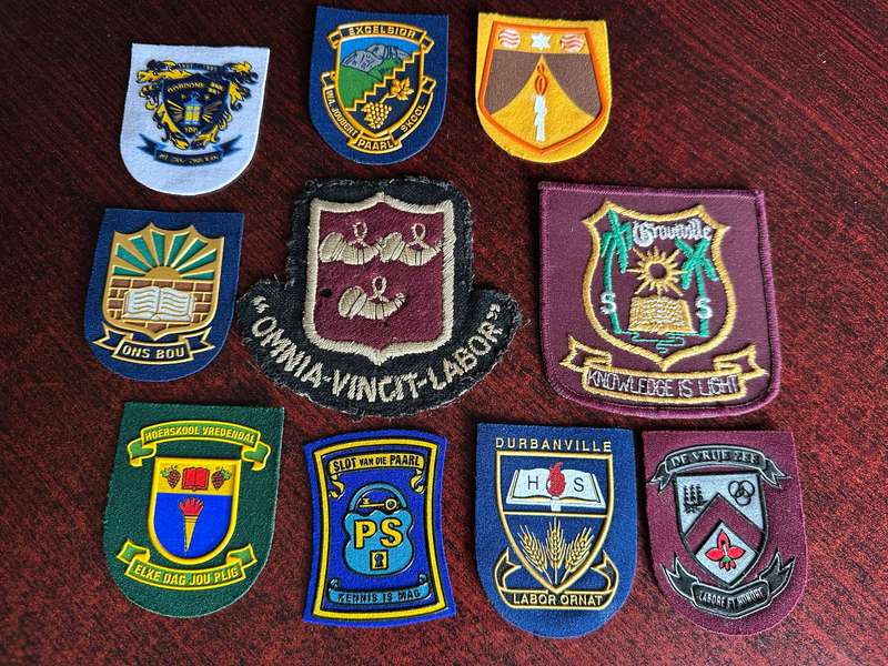 MIXED SCHOOL BADGE LOT